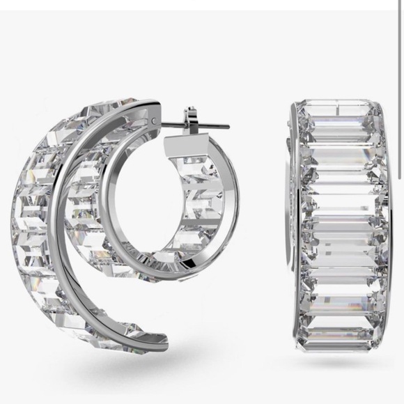 Double helix pierced matrix earrings from swarovski - like new - Picture 1 of 12